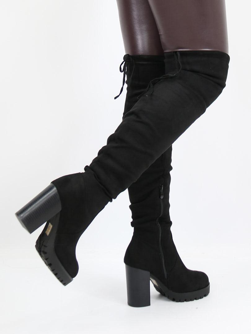 Bottes haute lacets et talon haut