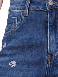 Jean Large Brodé Petit Rose – Élégance Décontractée - NAUMY