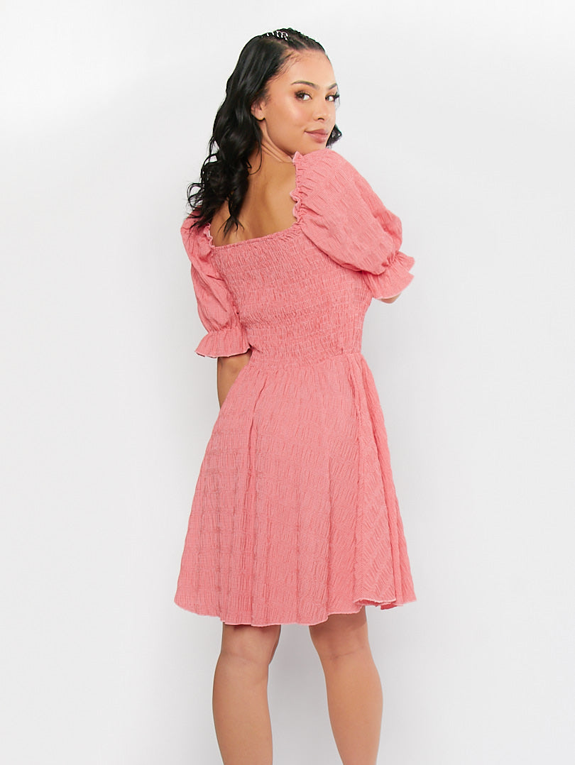 Robe courte outlet manches bouffantes