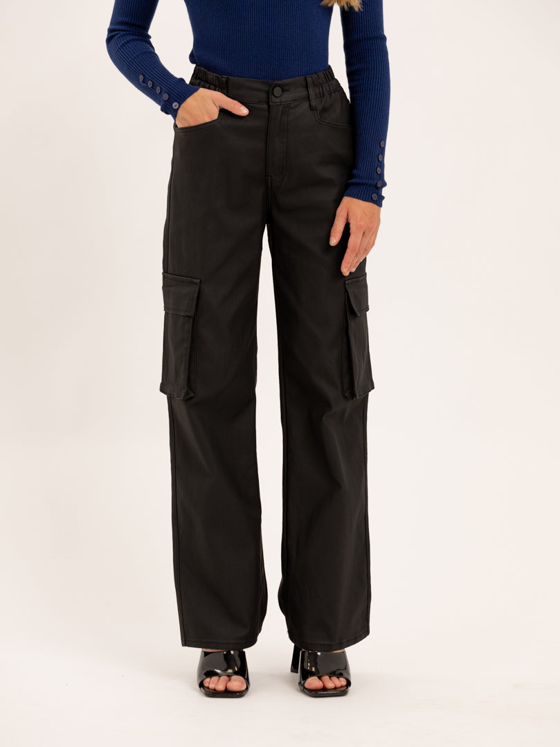 Pantalon cargo en simili cuir