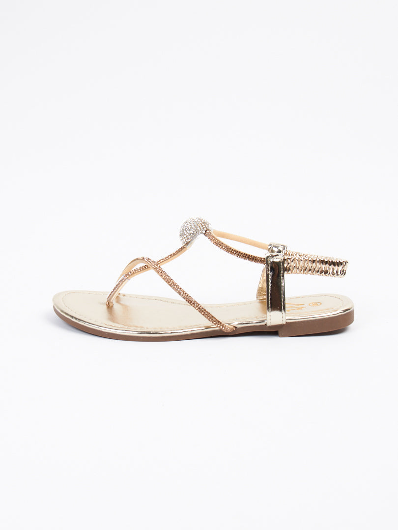 Sandales plates en cuir à clous noires ASOS DESIGN, €10 | Asos Sandales plates en cuir à clous noires ASOS DESIGN, €10 | Asos