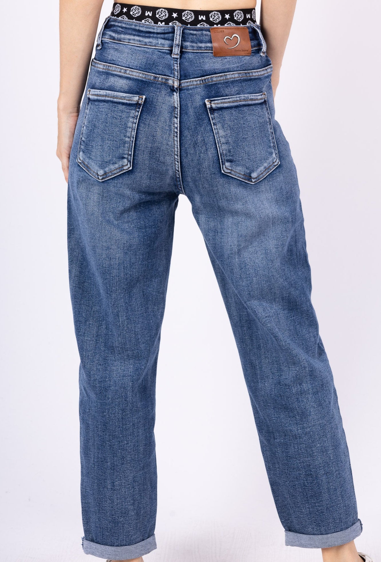 Jean Mom Denim avec Taille Élastique à Bande Logo - NAUMY