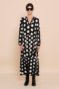 Robe fluide longue à pois - Naumy