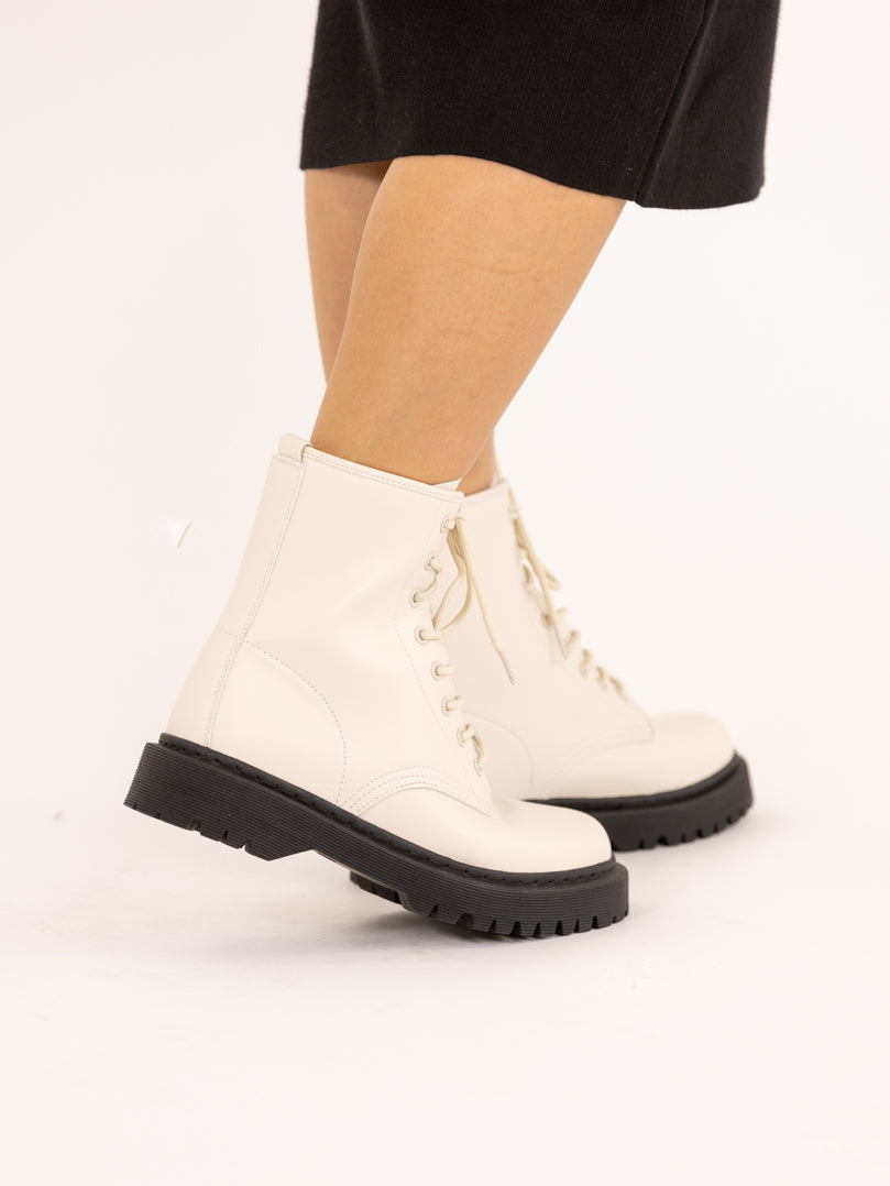 Bottines militaires beige