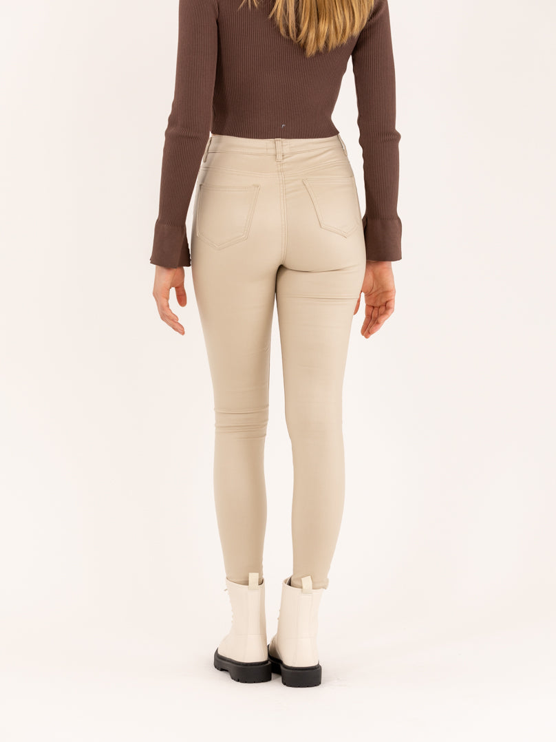 Pantalon skinny beige taille haute à bouton effet cuir