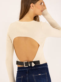 Pull dos-nu à ceinture en simili