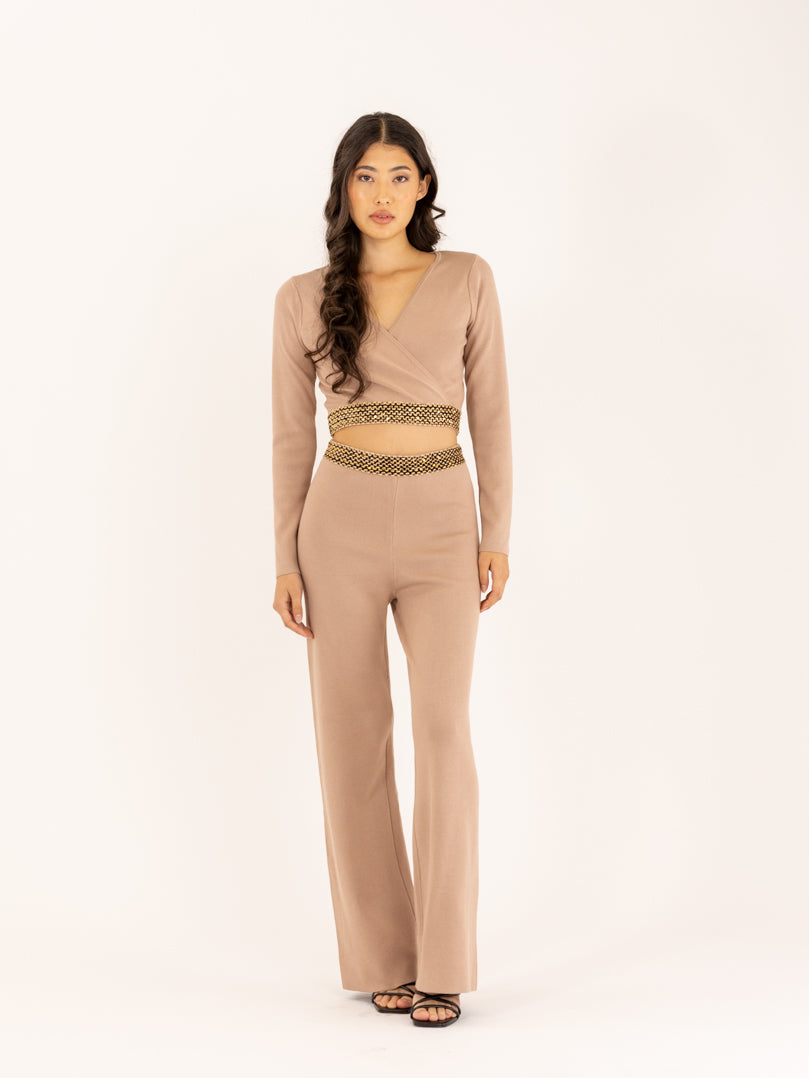 Ensemble top et pantalon en maille brodé à la taille