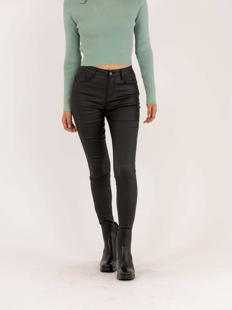 Pantalon skinny push up en simili cuir