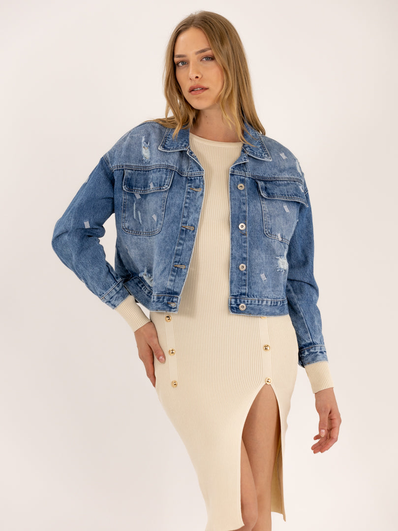 Veste en jean déchiré