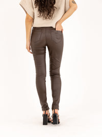 Pantalon skinny push up en simili cuir