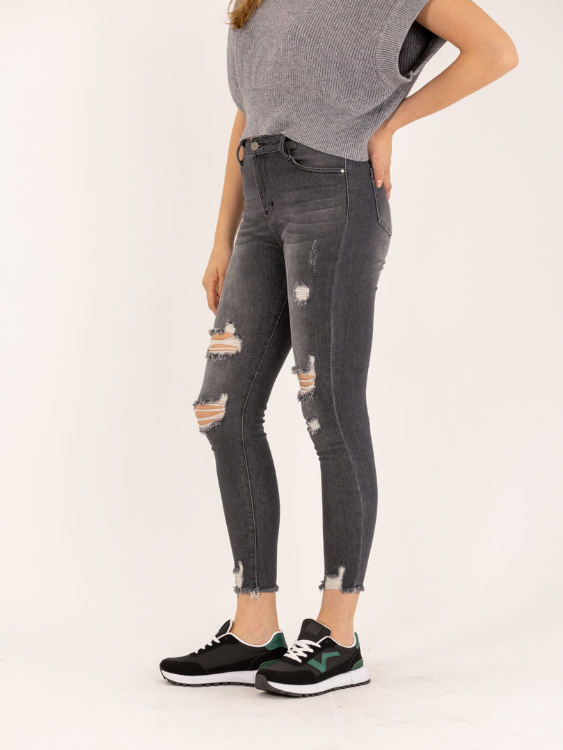 Jean skinny gris destroy ourlet effiloché