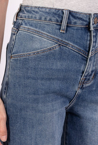 Jean Large Taille Haute BLEU RÉTRO – "Audace Bohème"  Casual et Élégant - NAUMY