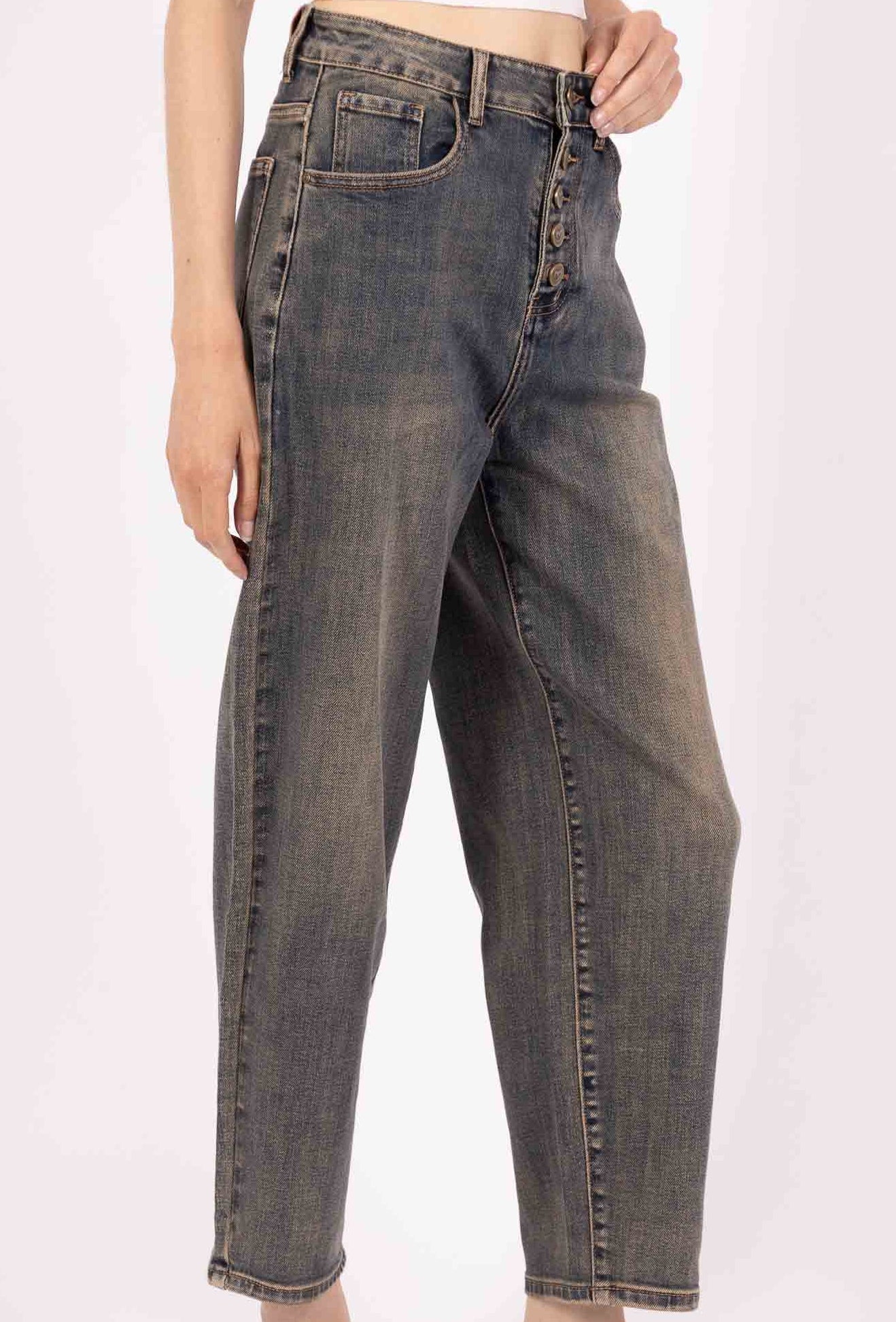 Jean Mom Boutonné – Bleu Vintage Patiné  Casual & Élégant