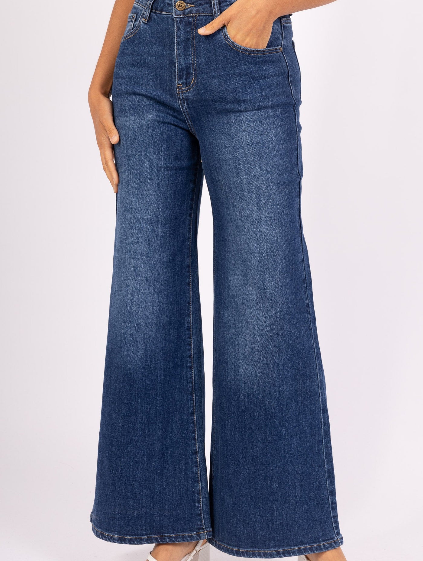 Jean Femme Bleu Wide Leg Premium – Taille Haute & Coupe Évasée - NAUMY