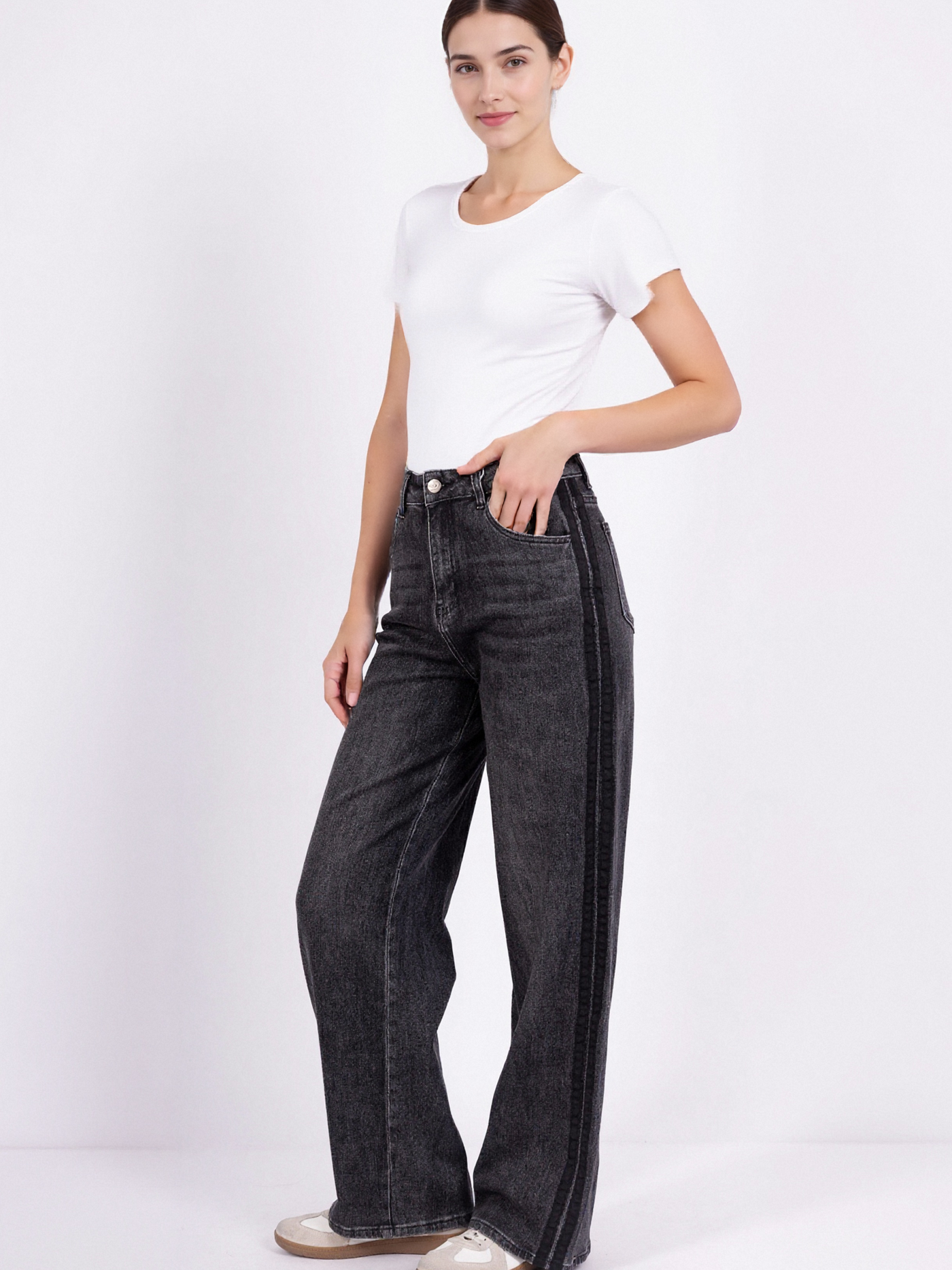 Jean Large à Bandes Latérales – Le Must-Have Street - NAUMY